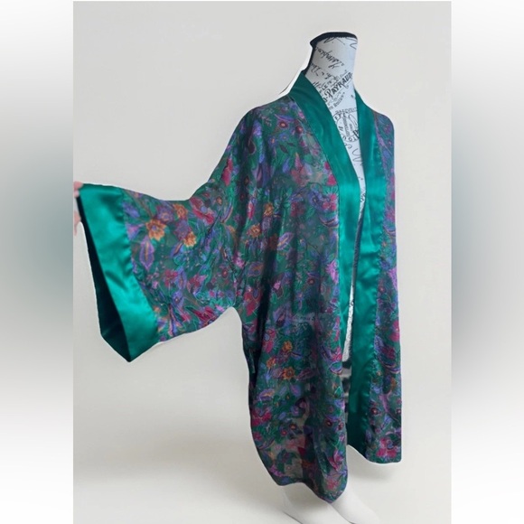 Victoria's Secret Other - Vintage 90s Victoria's Secret Gold Label Green Floral Satin Sheer Kimono Robe OS